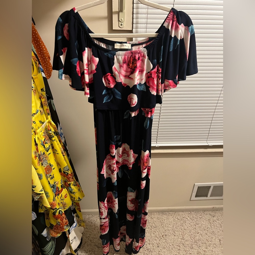 Blue Maternity Dress with Flowers Size small